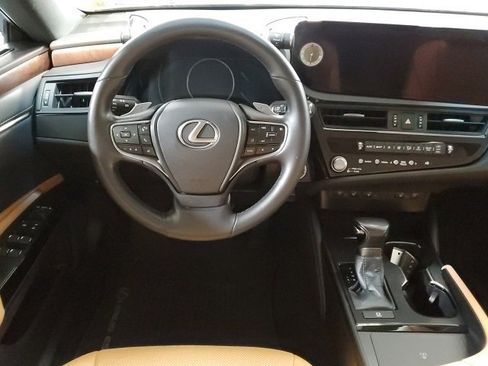 Used 2023 Lexus ES 350 w/ Premium Package image 13