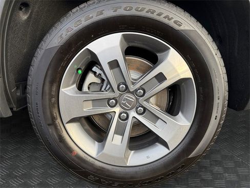 Certified 2025 Honda Pilot EX-L image 14