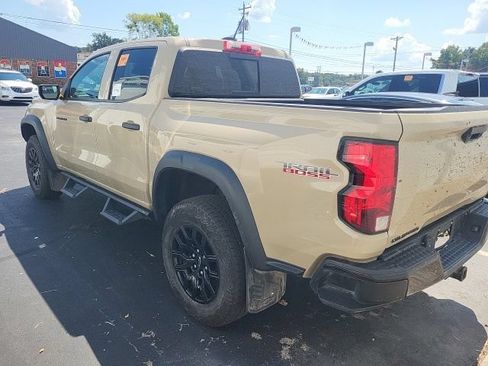 Used 2023 Chevrolet Colorado Trail Boss w/ Advanced Trailering Package AWD/4WD image 2