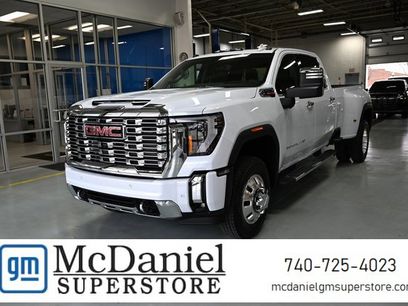 New 2026 GMC Sierra 3500 Denali w/ Denali Reserve Package