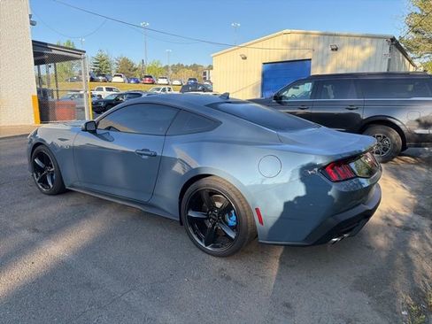Used 2024 Ford Mustang GT Premium image 7