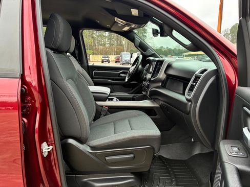 Used 2021 RAM 1500 Big Horn image 15