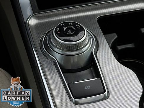 Used 2024 Ford Edge Titanium AWD/4WD image 18