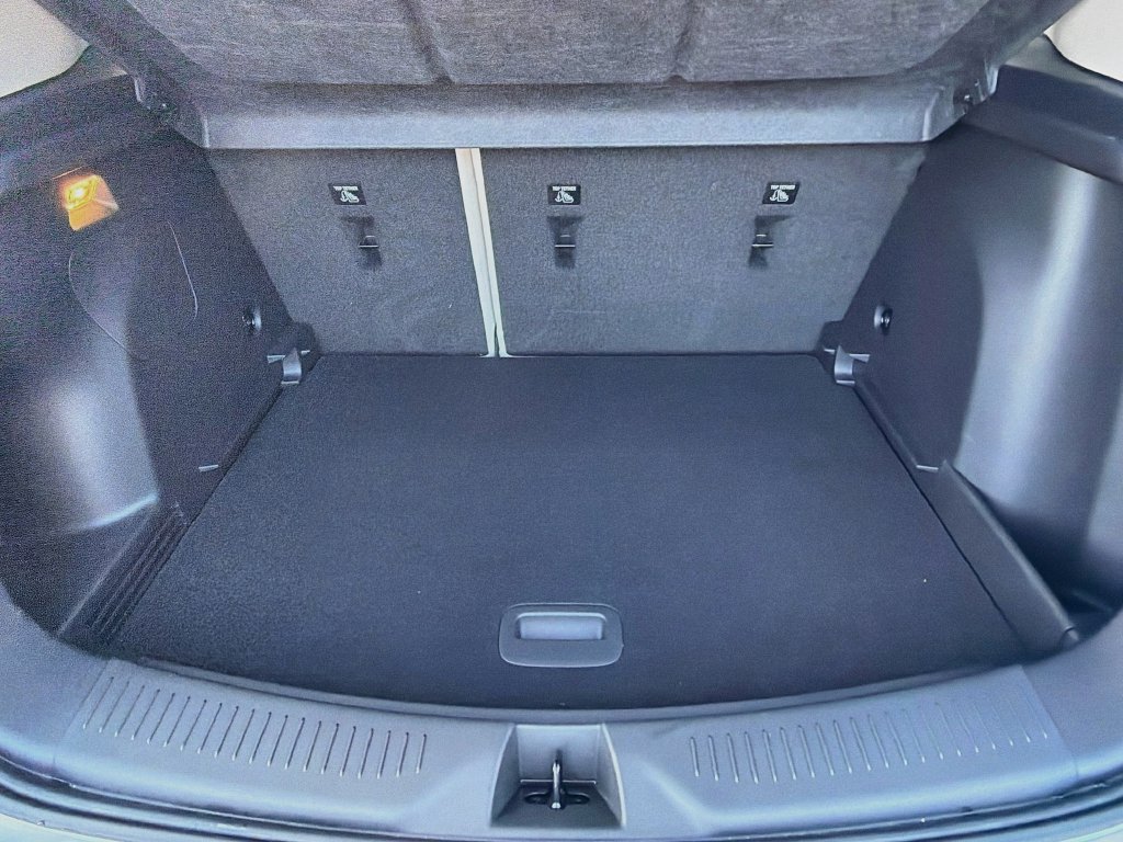 Used 2024 Buick Encore GX Avenir AWD/4WD image 12