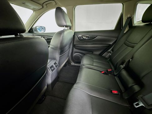 Used 2019 Nissan Rogue SL w/ Premium Package FWD image 24