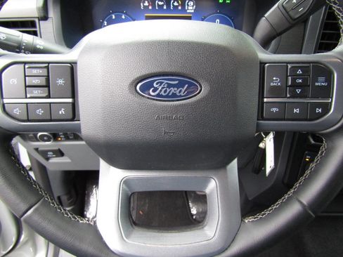 Used 2024 Ford F150 XLT AWD/4WD image 19