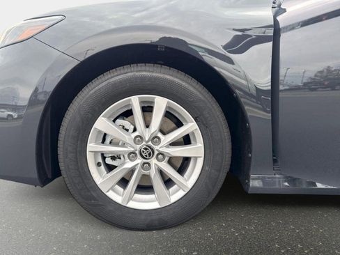New 2026 Toyota Camry LE FWD image 17