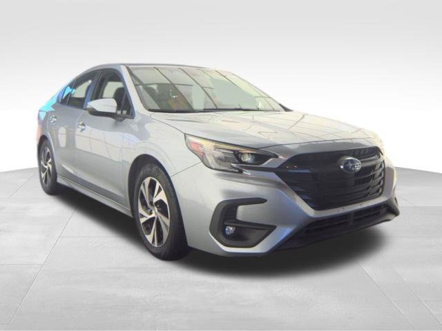 Used 2025 Subaru Legacy Premium AWD/4WD image 4