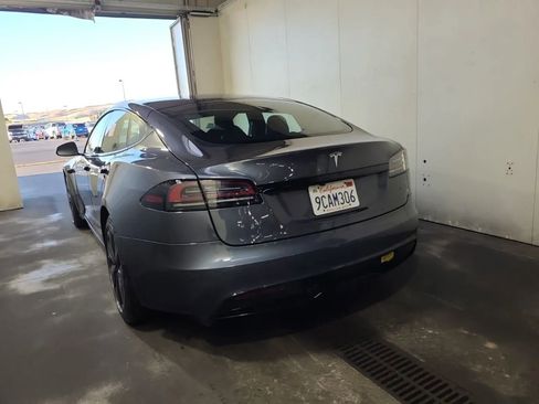 Used 2022 Tesla Model S AWD/4WD image 8
