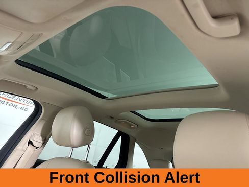 Used 2021 Mercedes-Benz GLC 300 4MATIC image 13