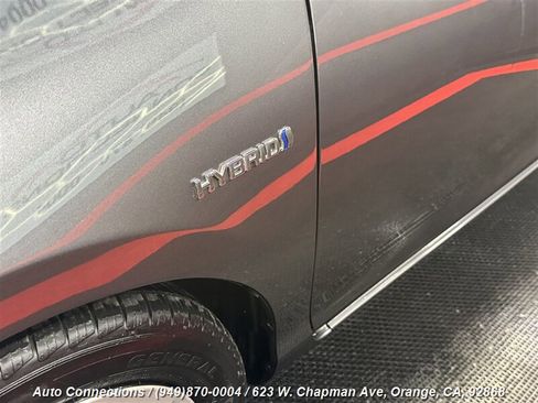 Used 2014 Toyota Prius C Three image 28