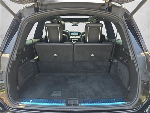 Used 2021 Mercedes-Benz GLS 580 4MATIC image 13