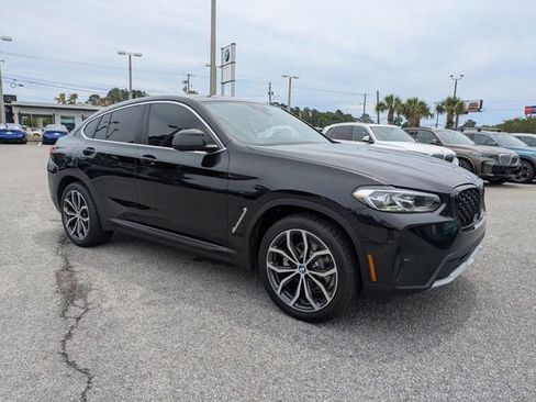 Used 2022 BMW X4 xDrive30i w/ Convenience Package AWD/4WD image 2
