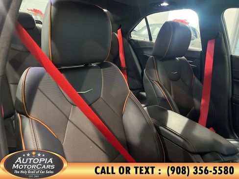 Used 2022 Cadillac CT4 V RWD image 13