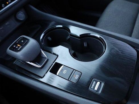 Certified 2026 Nissan Rogue SV FWD image 15