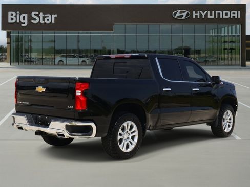 Used 2024 Chevrolet Silverado 1500 LTZ AWD/4WD image 4