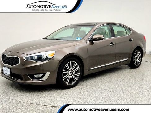 Used 2014 Kia Cadenza Premium w/ Luxury Package FWD image 1