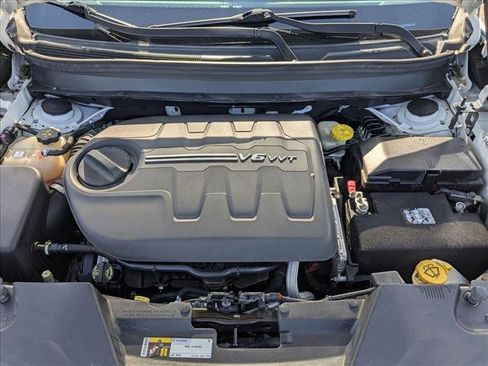 Used 2016 Jeep Cherokee Latitude image 20