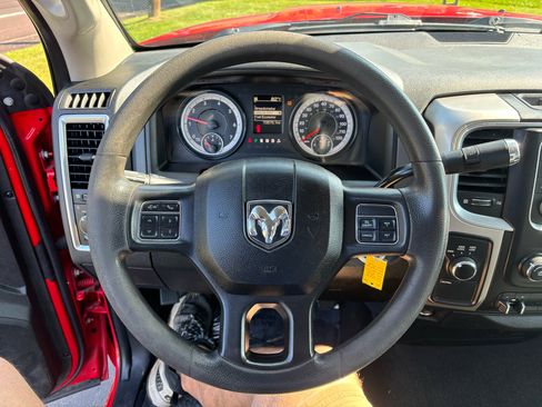 Used 2018 RAM 2500 SLT w/ Popular Equipment Group image 23