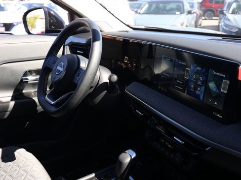 New 2026 Nissan Kicks SV image 20