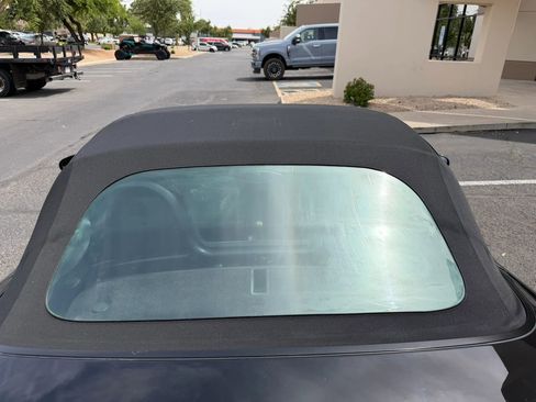 Used 2001 Porsche Boxster RWD image 21