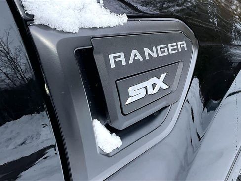 Used 2020 Ford Ranger XL w/ Equipment Group 101A Mid image 10