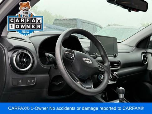Used 2023 Hyundai Kona SEL AWD/4WD image 2