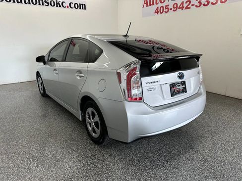 Used 2012 Toyota Prius Two image 5