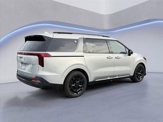 New 2026 Kia Carnival SX Prestige video 3