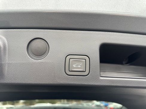 New 2026 Chevrolet Equinox LT w/ Convenience Package II image 13