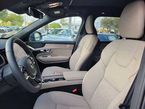 New 2026 Volvo XC90 B6 Plus w/ Protection Package Premier AWD/4WD image 7