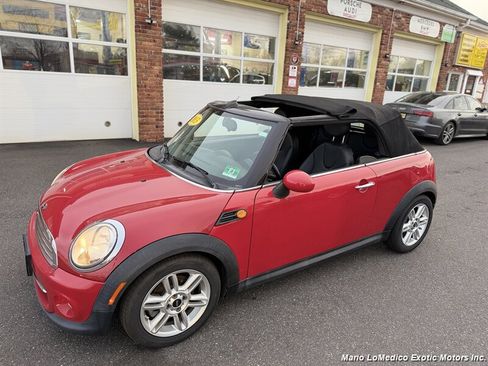 Used 2013 MINI Cooper Convertible image 11