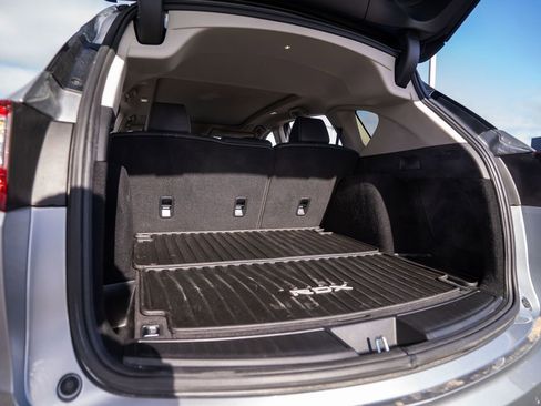 Certified 2025 Acura RDX w/ Technology Package image 43