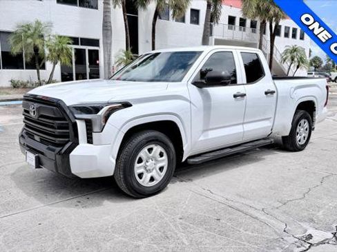 Used 2022 Toyota Tundra SR w/ SR Tow Package RWD image 2