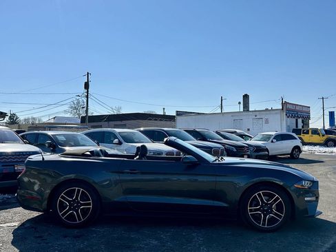 Used 2018 Ford Mustang Premium RWD image 53