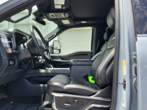 Used 2024 Ford F250 Platinum AWD/4WD image 20