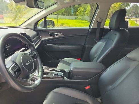Used 2023 Kia Sportage SX FWD image 14