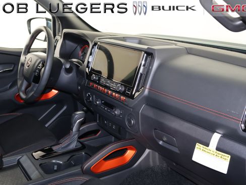 Used 2025 Nissan Frontier PRO-4X w/ Interior Protection Package AWD/4WD image 22