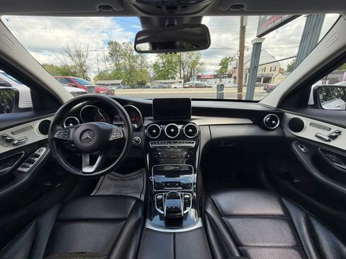 Used 2016 Mercedes-Benz C 300 4MATIC Sedan image 29