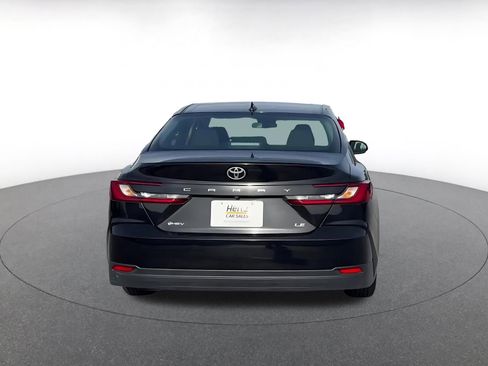 Used 2025 Toyota Camry LE image 12