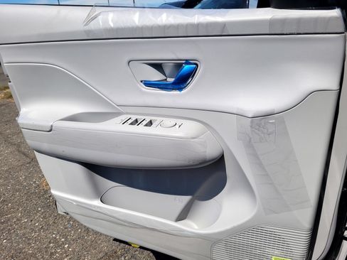 New 2026 Hyundai Kona SEL Premium FWD image 16