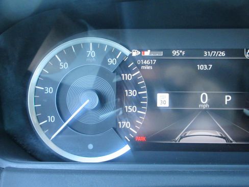 Used 2023 Land Rover Range Rover Velar R-Dynamic S AWD/4WD image 4