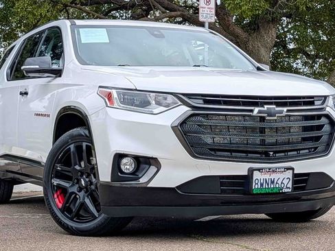 Used 2020 Chevrolet Traverse Premier w/ Redline Edition image 2