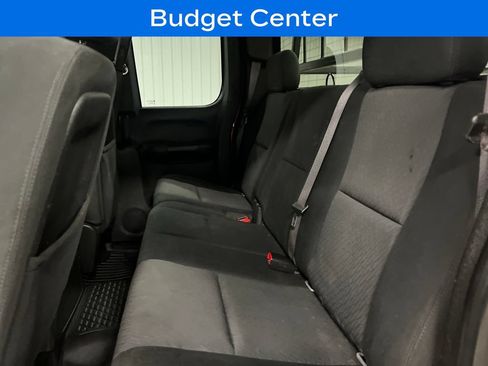 Used 2010 Chevrolet Silverado 2500 LT w/ Interior Plus Package AWD/4WD image 13