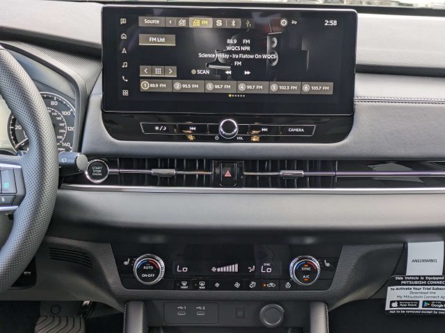 New 2026 Mitsubishi Outlander SE FWD image 18