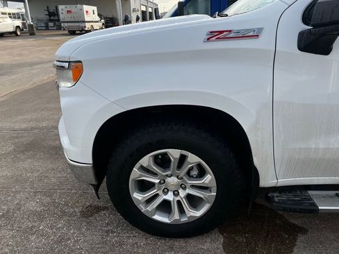 Used 2024 Chevrolet Silverado 1500 LTZ image 8