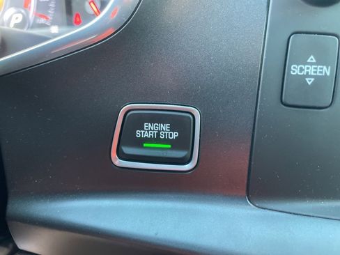 Used 2014 Chevrolet Corvette Z51 w/ 3LT Preferred Equipment Group image 22