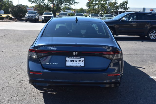 Used 2025 Honda Accord SE image 6