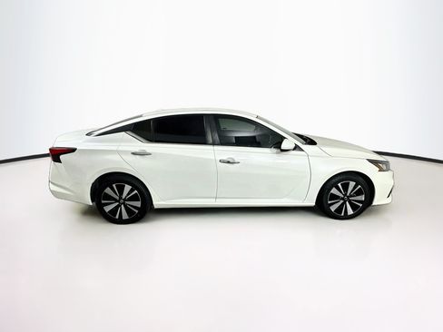 Used 2021 Nissan Altima 2.5 SV FWD image 10