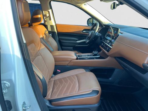 Certified 2023 Nissan Pathfinder Platinum image 16